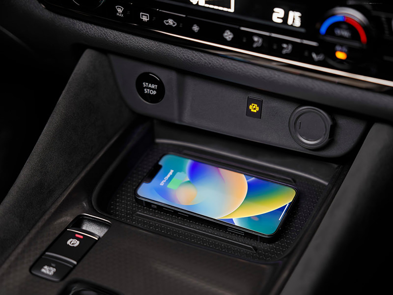 Nissan_P33B_console_mobile